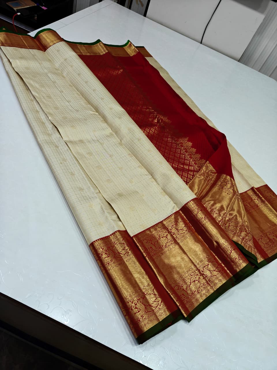 Rich Pallu Designer Kanchipuram Silk Saree
